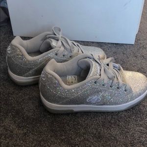Heelys silver glitter.